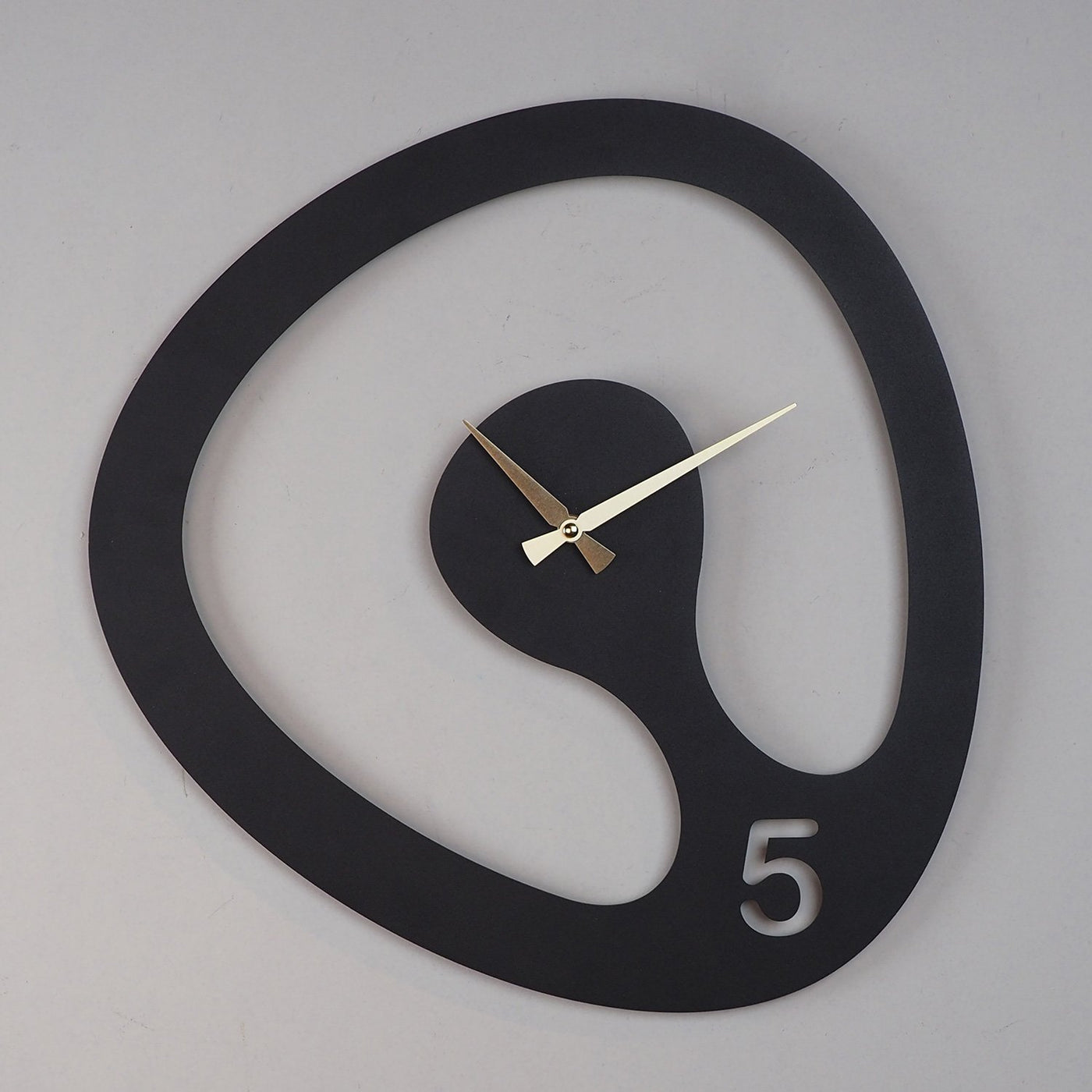Amorph Metal Wall Clock