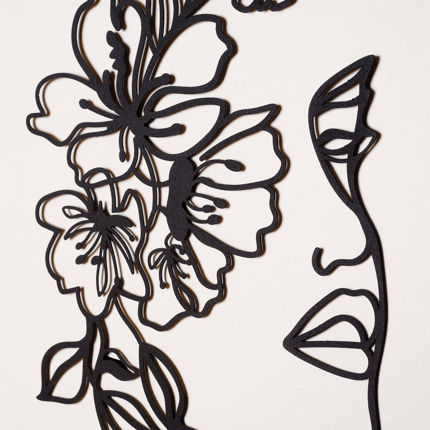 Floral Face Line Metal Wall Art - APT546